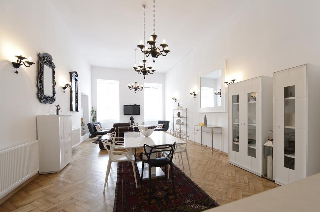 Casa Mandl Apartment Brasov Bilik gambar
